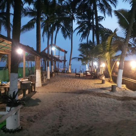 Anandi Villa Homestay Adhi Exterior foto