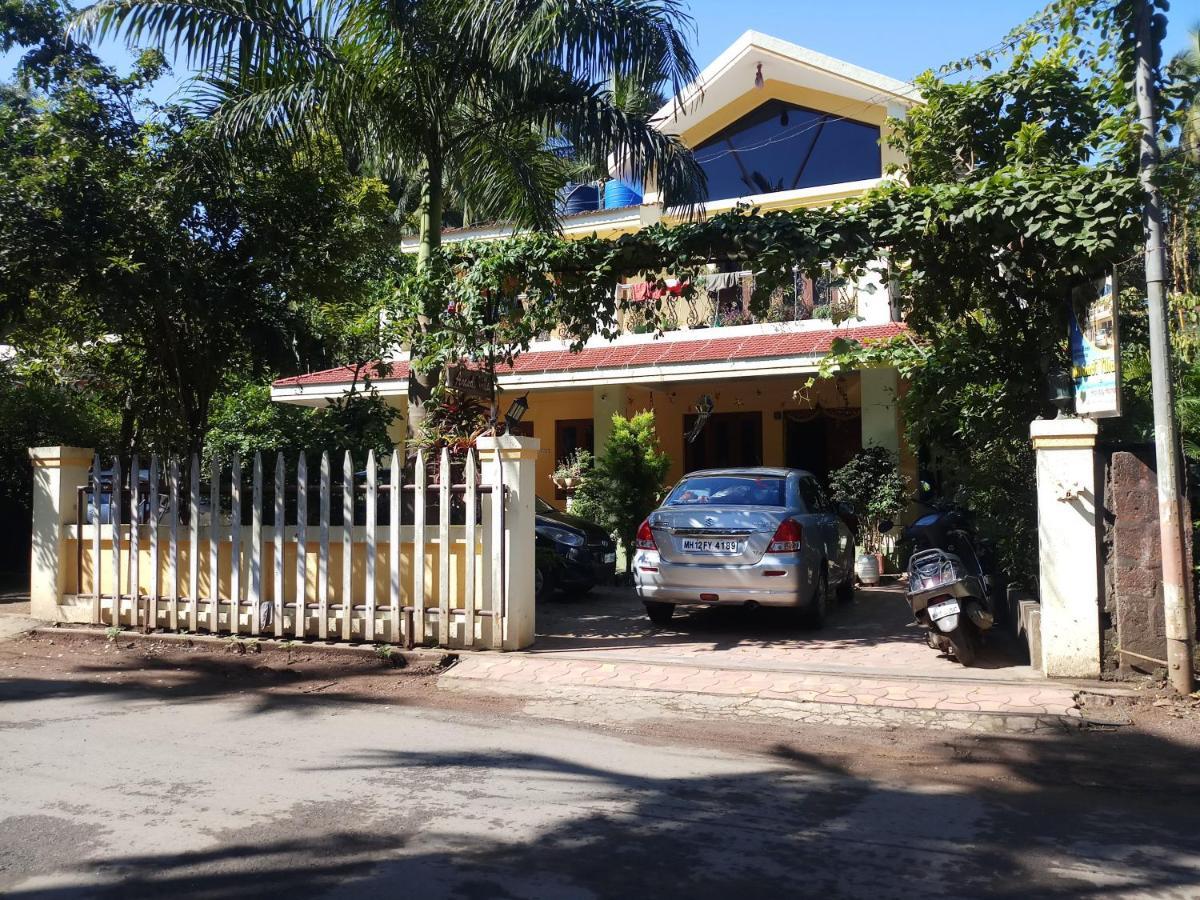 Anandi Villa Homestay Adhi Exterior foto